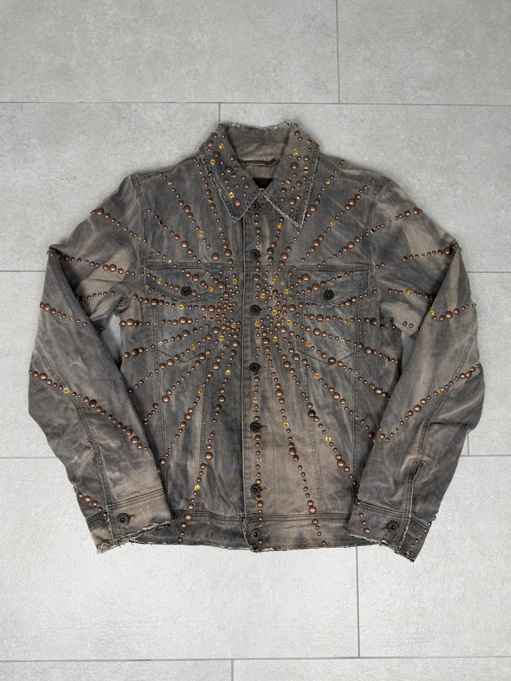 Dolce & Gabbana Jacken: Dolce & Gabbana Spring 2010 Gemstone Stud Denim Jacket – Gebraucht aus Biel/Bienne von sami0788480082