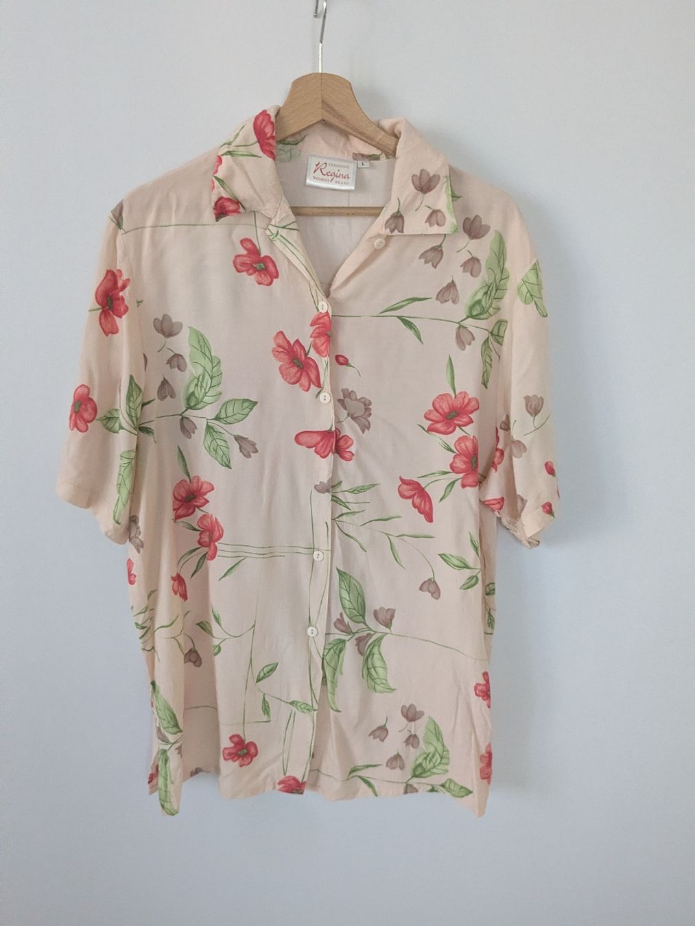 Tuniken: Bluse mit Blumenmuster, Grösse L/XL 100% Rayon, – Gebraucht aus Rorschach von olg_5qq2 1