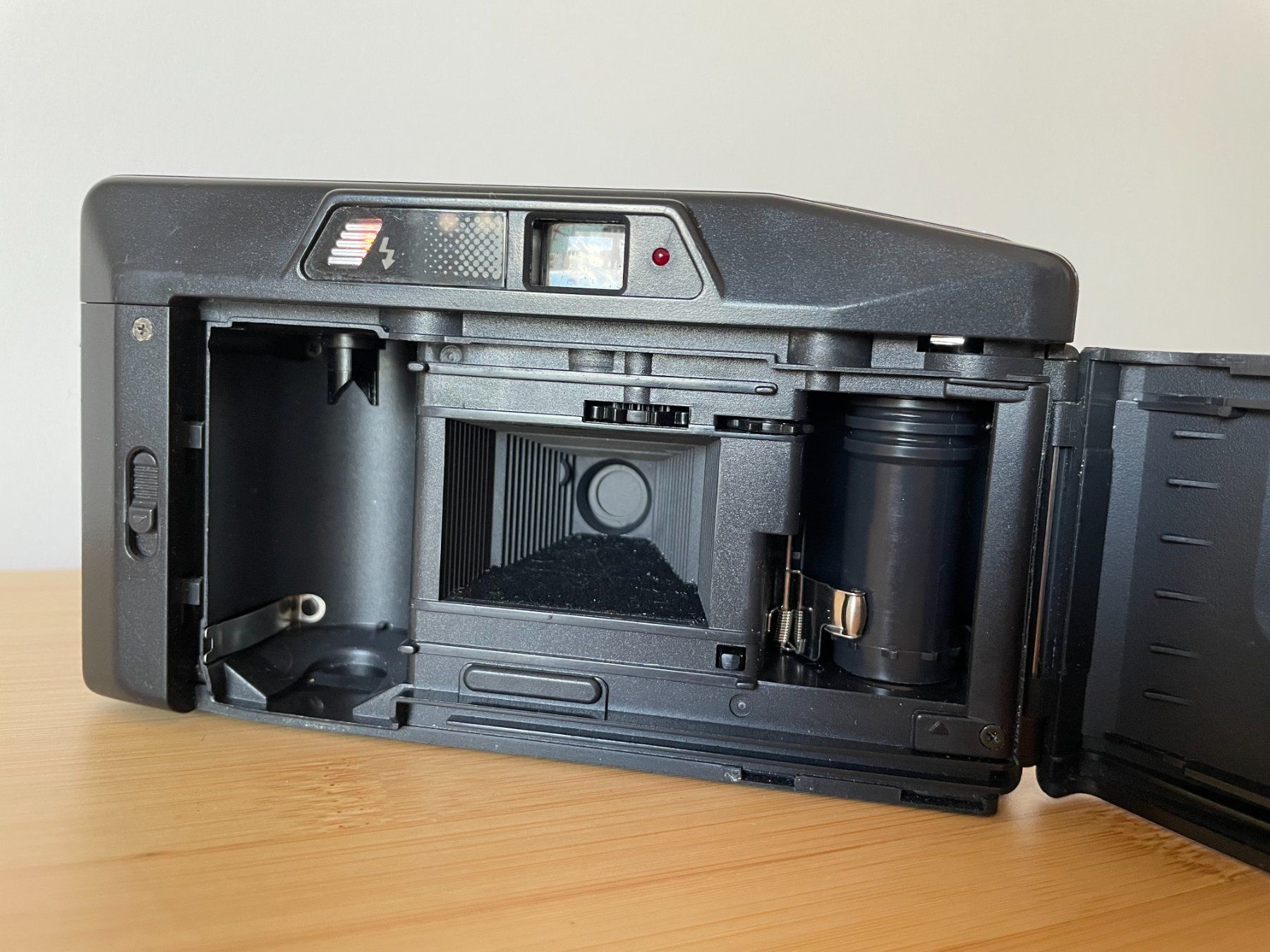 Minolta Fotocamera: Minolta FS-35 – Difettoso da Petit Lancy venduto da gil_hr6v 6