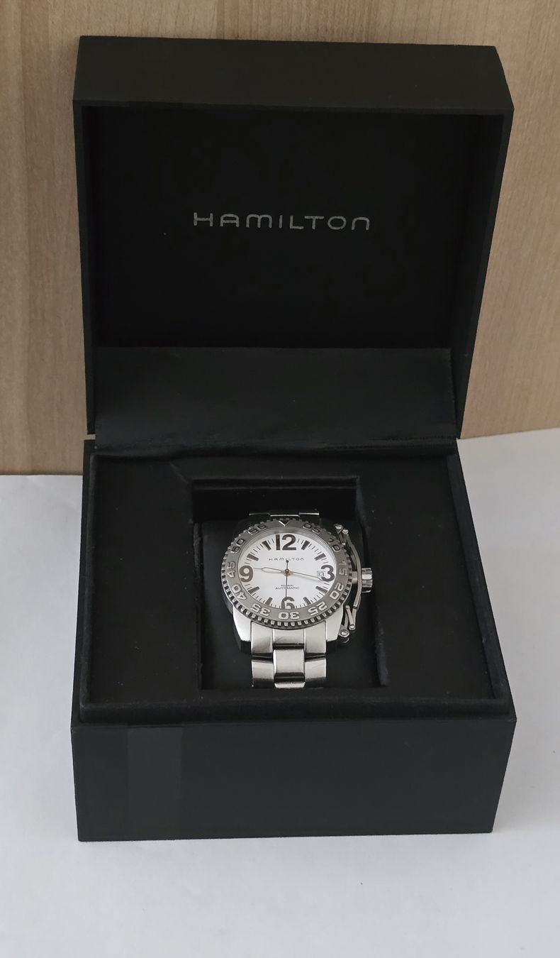 Hamilton Montres: Montre Hamilton Khaki Automatic – D'occasion à Les Acacias par watinjo 8