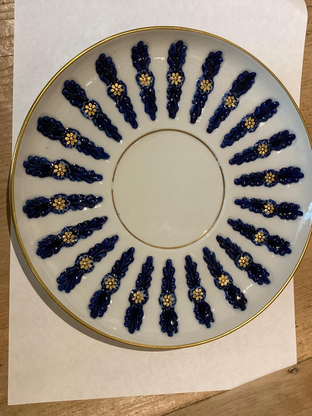 Schalen: Signed Sevres Modell handgefertigte Schüssel mit Unterteller – Gebraucht aus Niederhelfenschwil von Chleeblatt1938 4