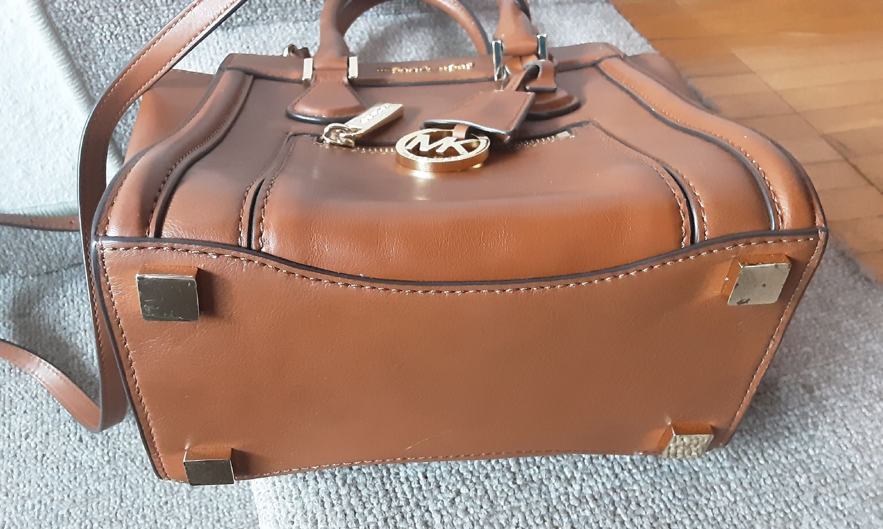 Michael Kors Taschen für Damen: Michael Kors Handbag – Gebraucht aus Wetzikon ZH von Balloonartist 9