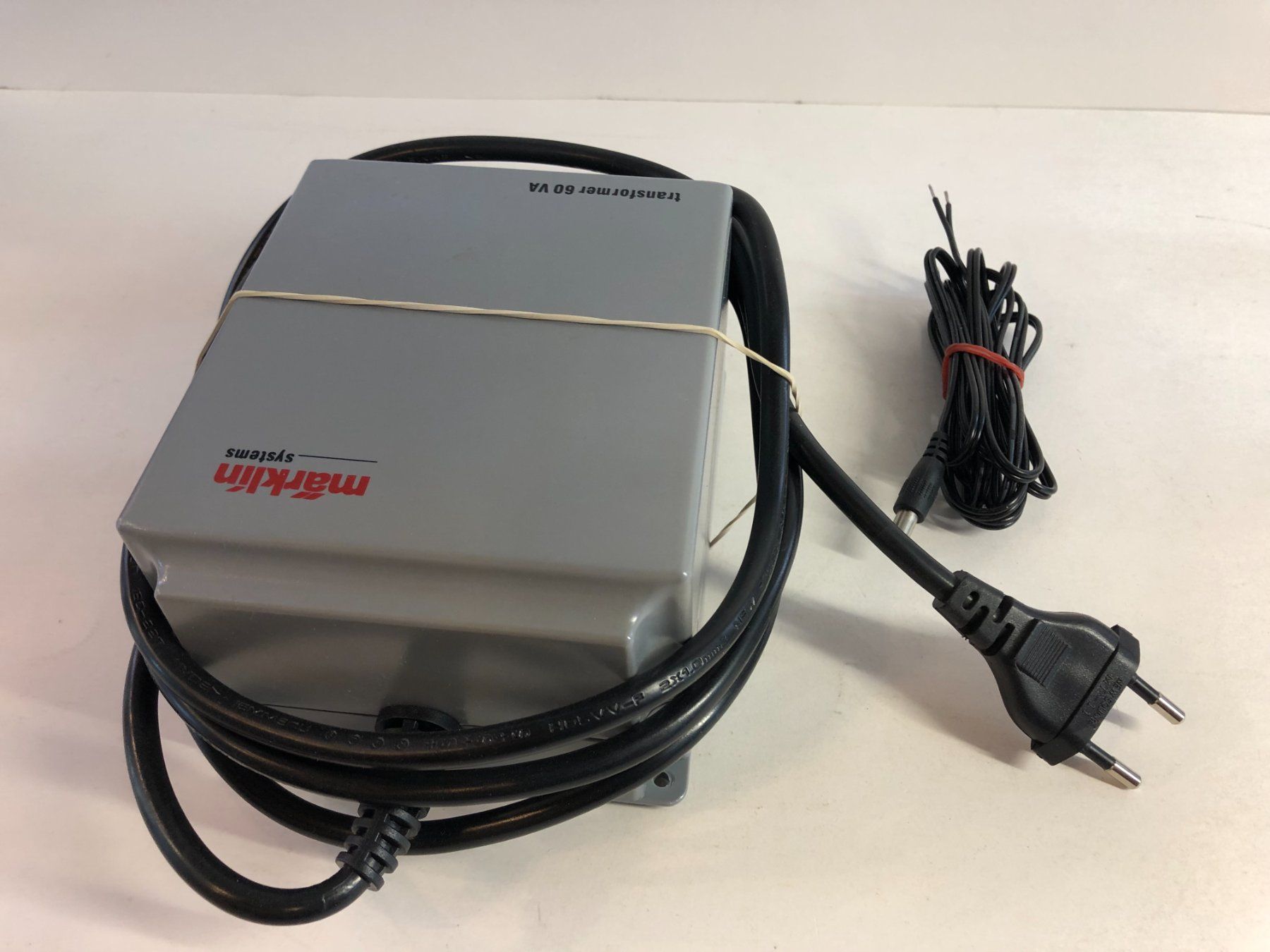 Märklin Modellini di ferrovie: Märklin Transformer 60 VA, 230 Volt. – Usato da Rodersdorf venduto da Joerg11