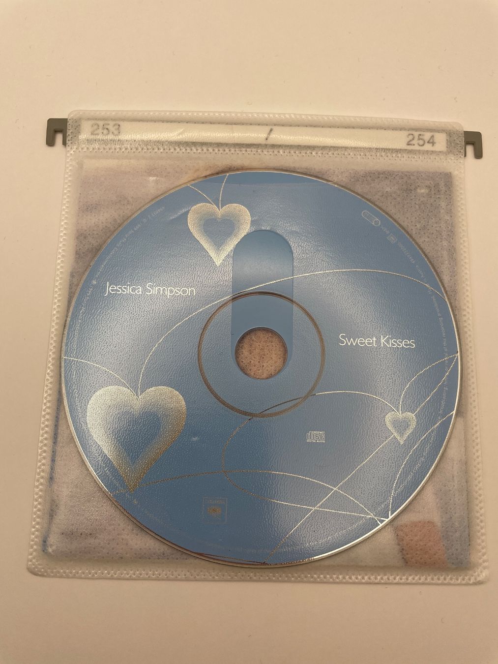 CD: Jessica Simpson - Sweet Kisses CD – Usato da Auenstein venduto da moin. 1