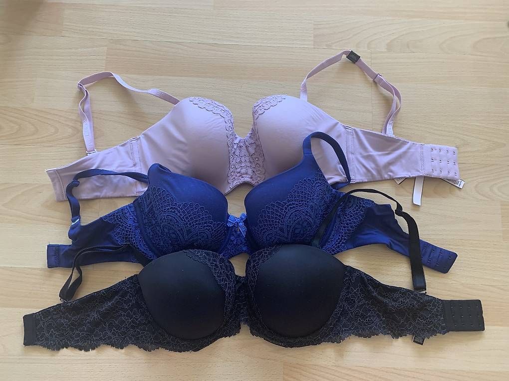 Victoria's Secret Autres dessous: Victoria's Secret BHs 32DDD – Neuf (Voir description) à Aarau par Ankrau