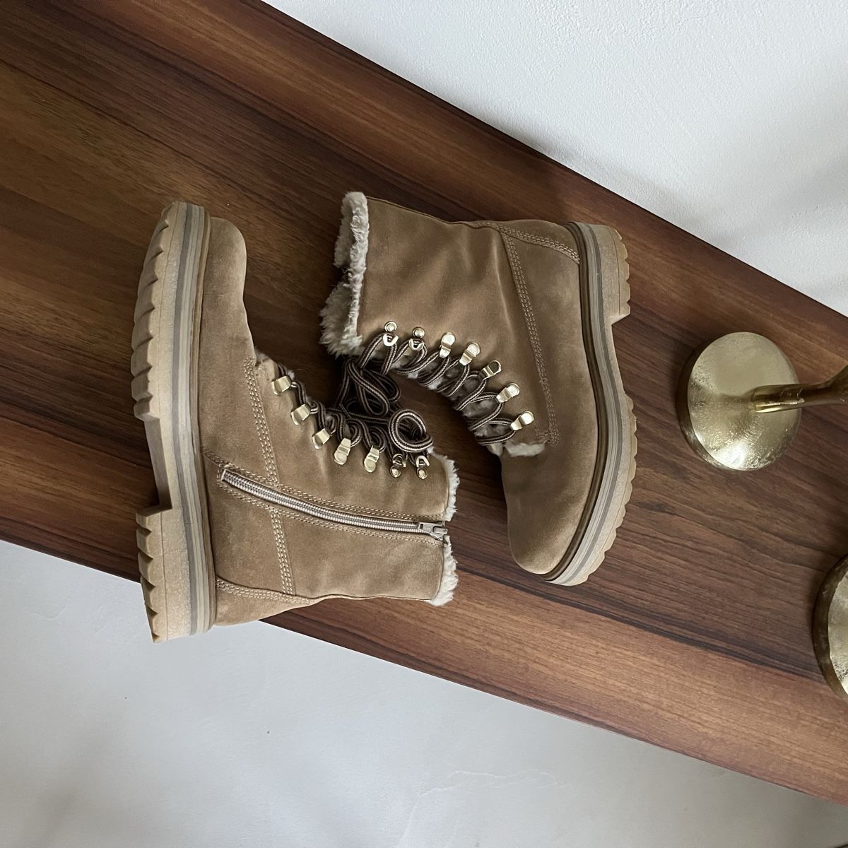 Scarpe da donna: Stiefel Winterschuh Grösse 39 – Usato da Buochs venduto da charlie18 2