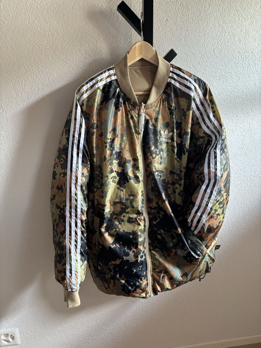 Adidas Giacche: Veste adidas réversible  – Nuovo (secondo la descrizione) da Savièse venduto da Dady1234 5