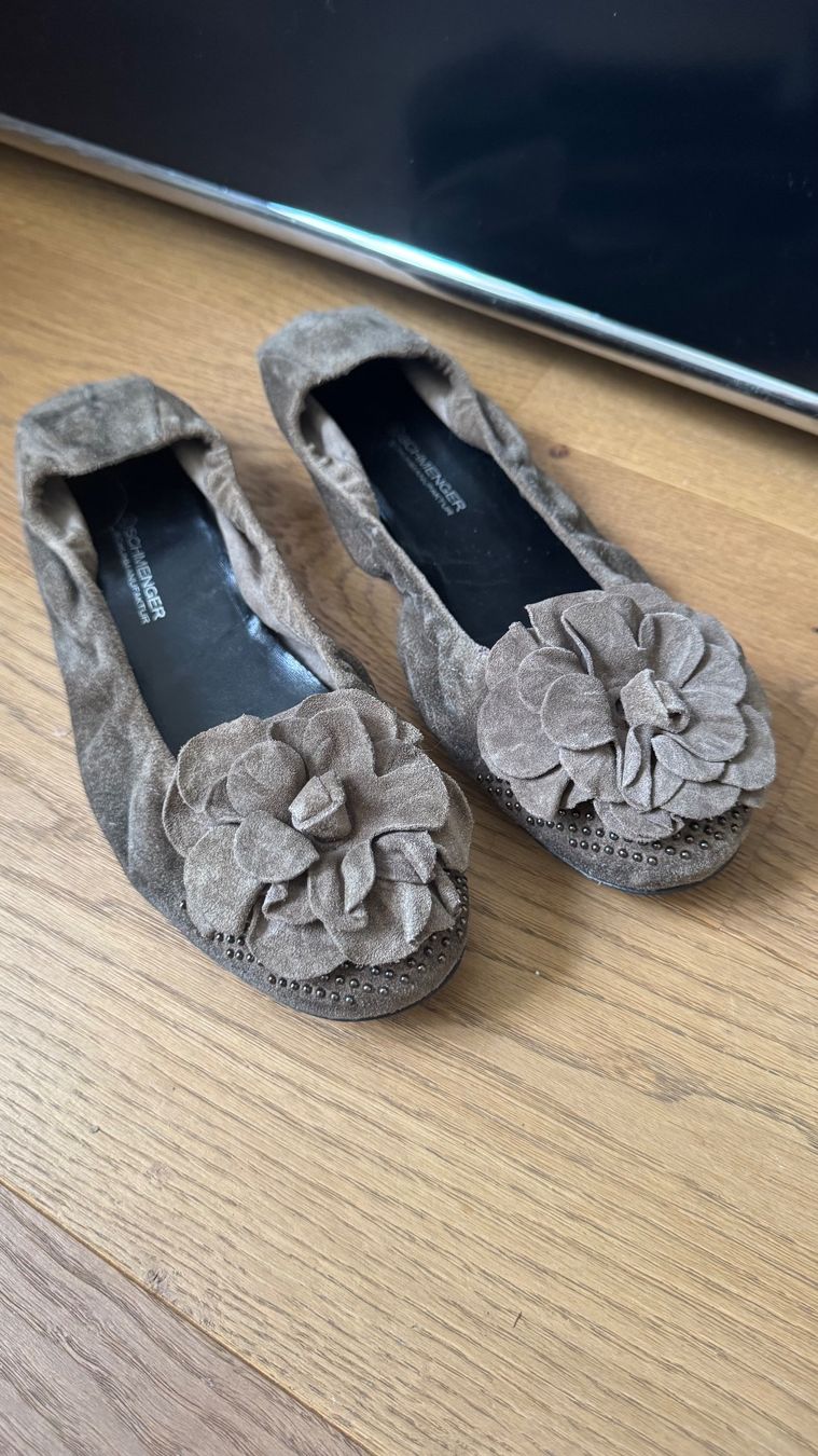 Kennel + Schmenger Damenschuhe: Kennel+Schmenger Leder Ballerina in Taupe Gr38 – Gebraucht aus Riehen von To120