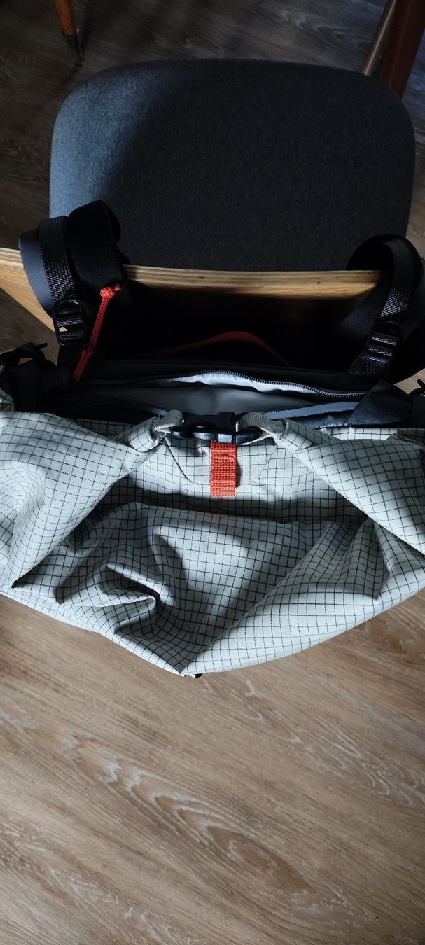 Lowe Alpine Zaini: Lowe Alpine Latok 38L Klettersrucksack – Nuovo (secondo la descrizione) da Winterthur venduto da Ajcps 2