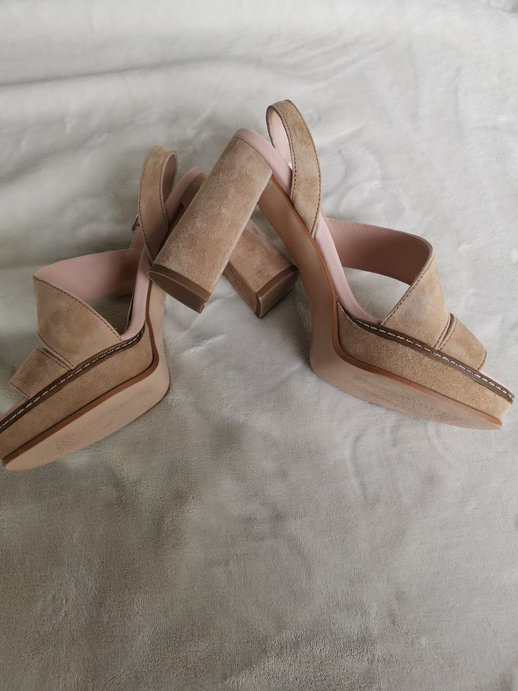 Marc Cain Scarpe da donna: Sandales beige Marc Cain Gr. 37 – Nuovo e nell'imballaggio originale da Develier venduto da comala66 1