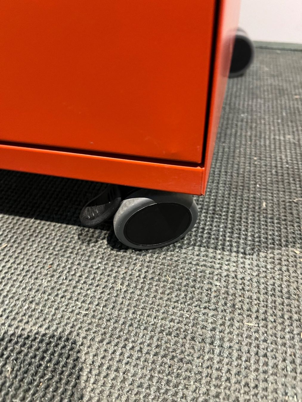 Lista Banconi: LISTA LO Mini Caddy/Rollcontainer – Usato da Wangen an der Aare venduto da TBYN 3