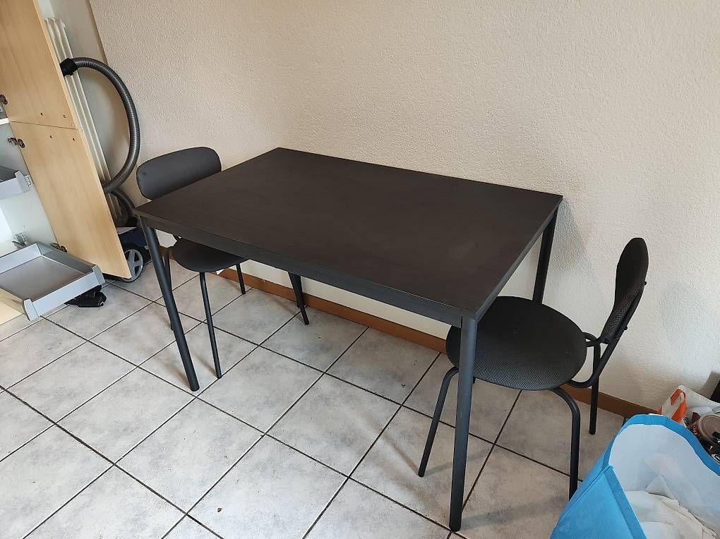 Ikea Tavoli: Tisch SANDSBERG – Usato da Bern venduto da mimseng