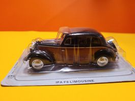 IFA F 8 limousine RDA 1:43 DeA Collection presse