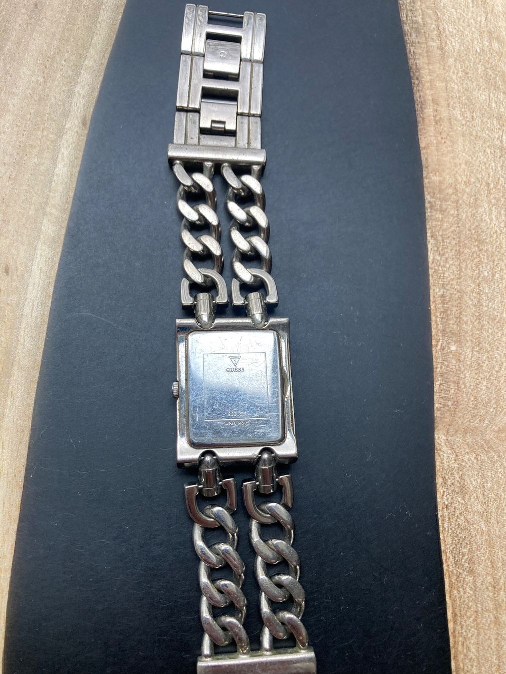 Guess Montres: Guess Damenuhr – D'occasion à Grellingen par fablo_design 2