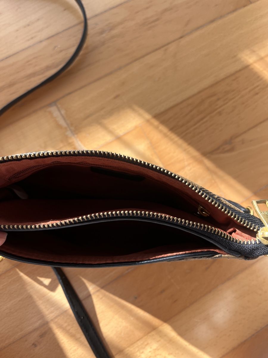 Borse da donna: Kleine beige Handtasche – Usato da Jenins venduto da Marylm 2