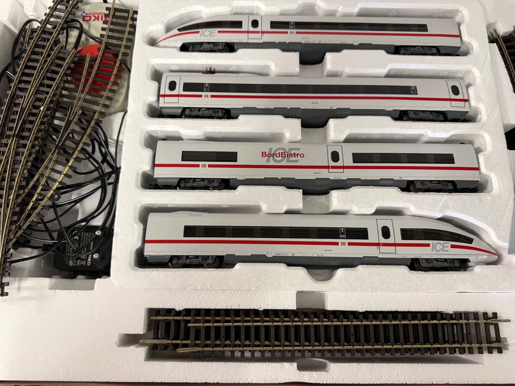 Piko Modellini di ferrovie: PIKO 57194 Startset ICE 3 Spur H0 – Usato da Küssnacht am Rigi venduto da san_9bqd 2