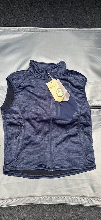 Gilet & Giacche: Neu: Outdoor Weste und Jacke Gr. L – Usato da Oberhasli venduto da alexandrawuerzburger