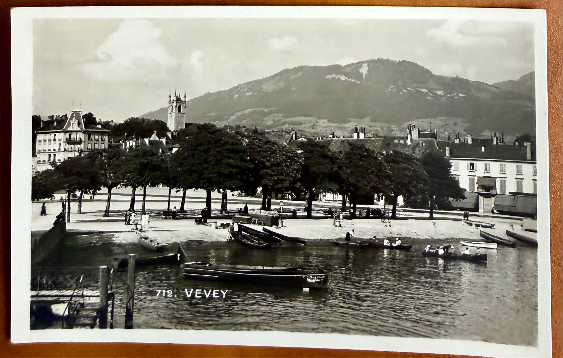 Cartoline postali: Vevey - Barques sur le quai 1933 – Usato da Lutry venduto da Ediego