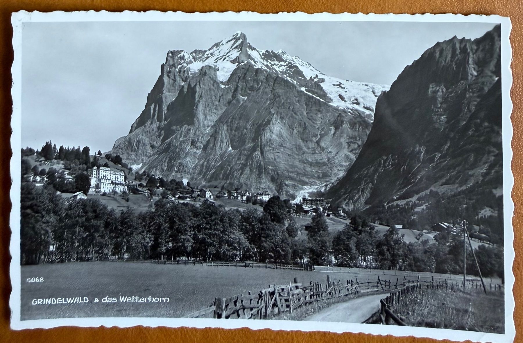 Cartoline postali: Grindelwald - 1942 – Usato da Lutry venduto da Ediego