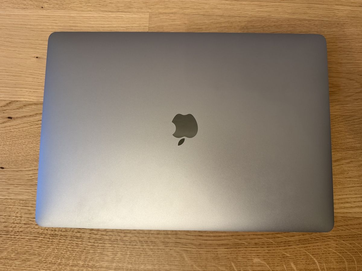 Apple Notebook: Apple MacBook Pro 15 – 2019 – Usato da Oberkirch LU venduto da rap_svs8 1
