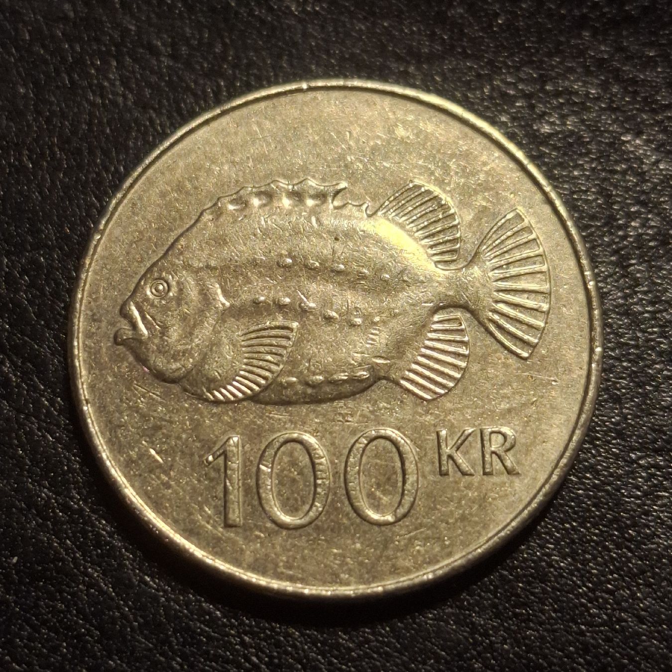 Tutti le monete: Pièce  d'Islande 100 Kronur 2011 – Usato da Susten venduto da lmf_98wh 1