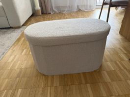 Sitzbank mit Stauraum