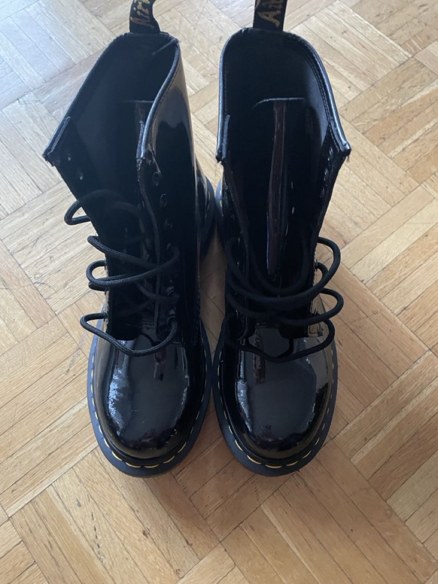 Dr. Martens Scarpe da donna: Dr. Martens vernies neuves, 39 – Nuovo e nell'imballaggio originale da Lausanne venduto da ali_6gwv