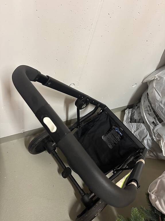 Poussette: Cybex Balios gestell – D'occasion à St. Gallen par fru_kjr2 1
