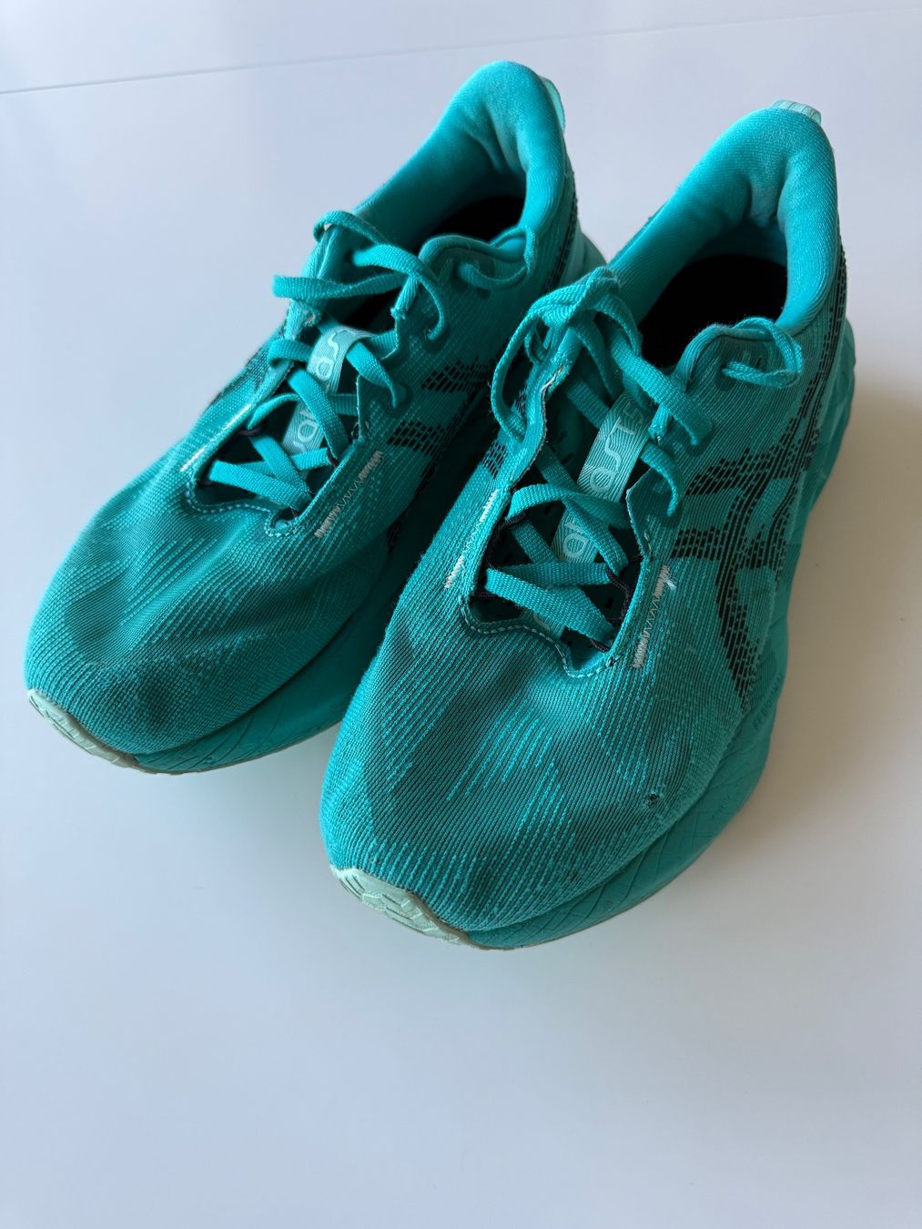 Asics Chaussures hommes: Novablast 5 – D'occasion à Meyrin par Sdenis84 2
