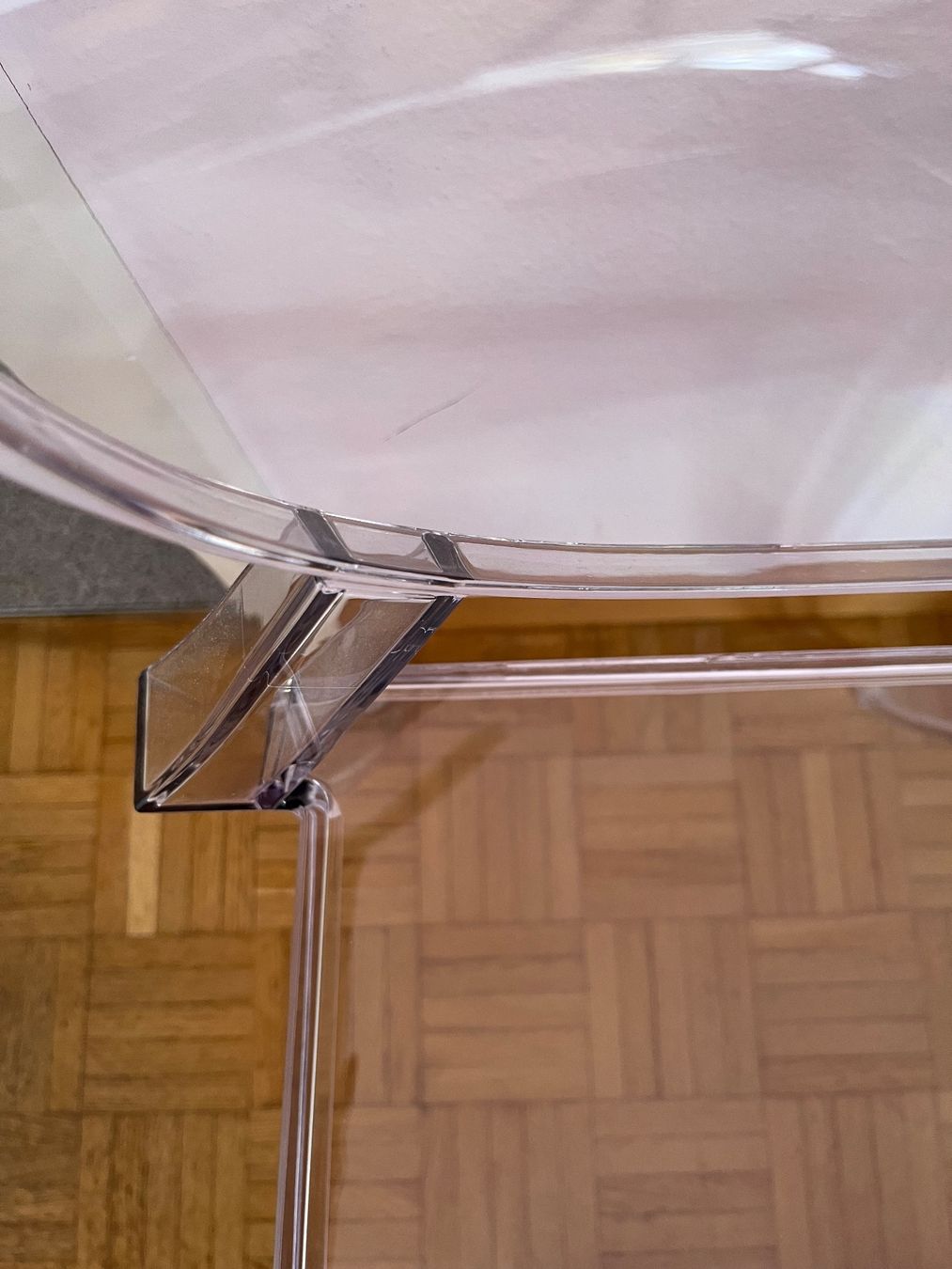 Kartell Sedie: Kartell Stuhl Louis Ghost glasklar – Usato da Basel venduto da ros_xyp8 5