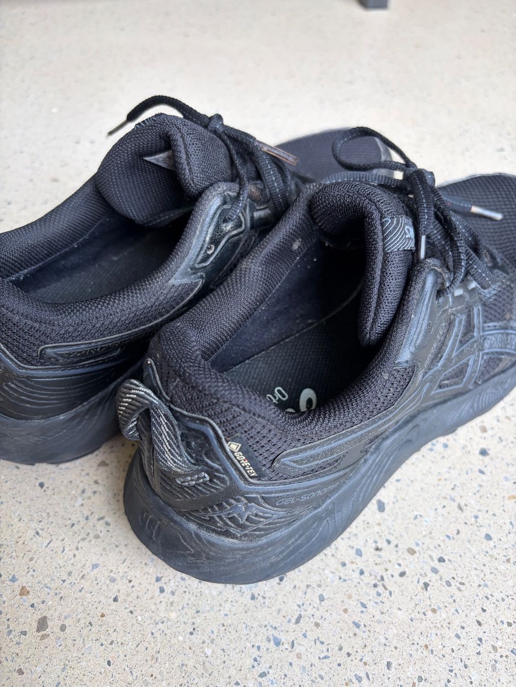 Asics Chaussures garçon: ASICS Gore-Tex Schuhe Gr. 40.5 – D'occasion à Luzern par mimi_lu 3
