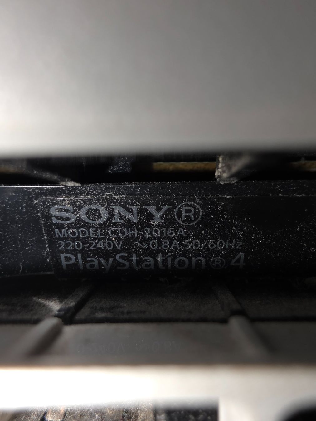 Sony Consoles: Ps4 konsole slim defekt – Défectueux à Basel par piz_hq2c 3