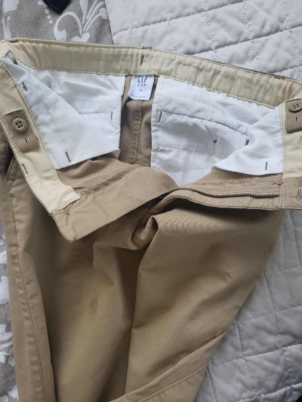 Gap Pantaloni: GAP Kids Chino Pants Size 16 Beige  – Usato da Sarmenstorf venduto da zuz_q5kq 4