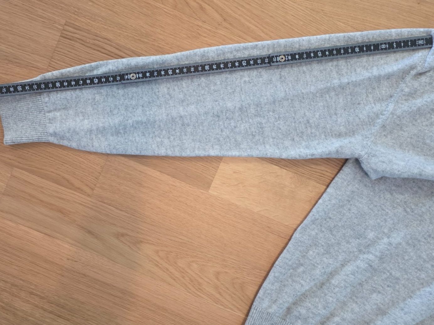 Saint Laurent Maglioni & Felpe: SAINT LAURENT Paris V-Neck Pullover Grau Melange – Nuovo (secondo la descrizione) da Zollikon venduto da Galaxycana 3