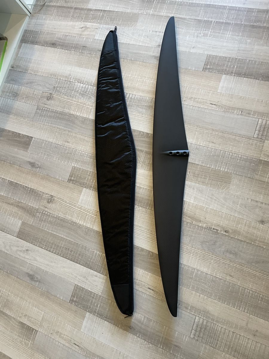 Kite: Takoon Foil Pump Pro Front Wing 1750 – Neuf (Voir description) à Avenches par Acustica 1