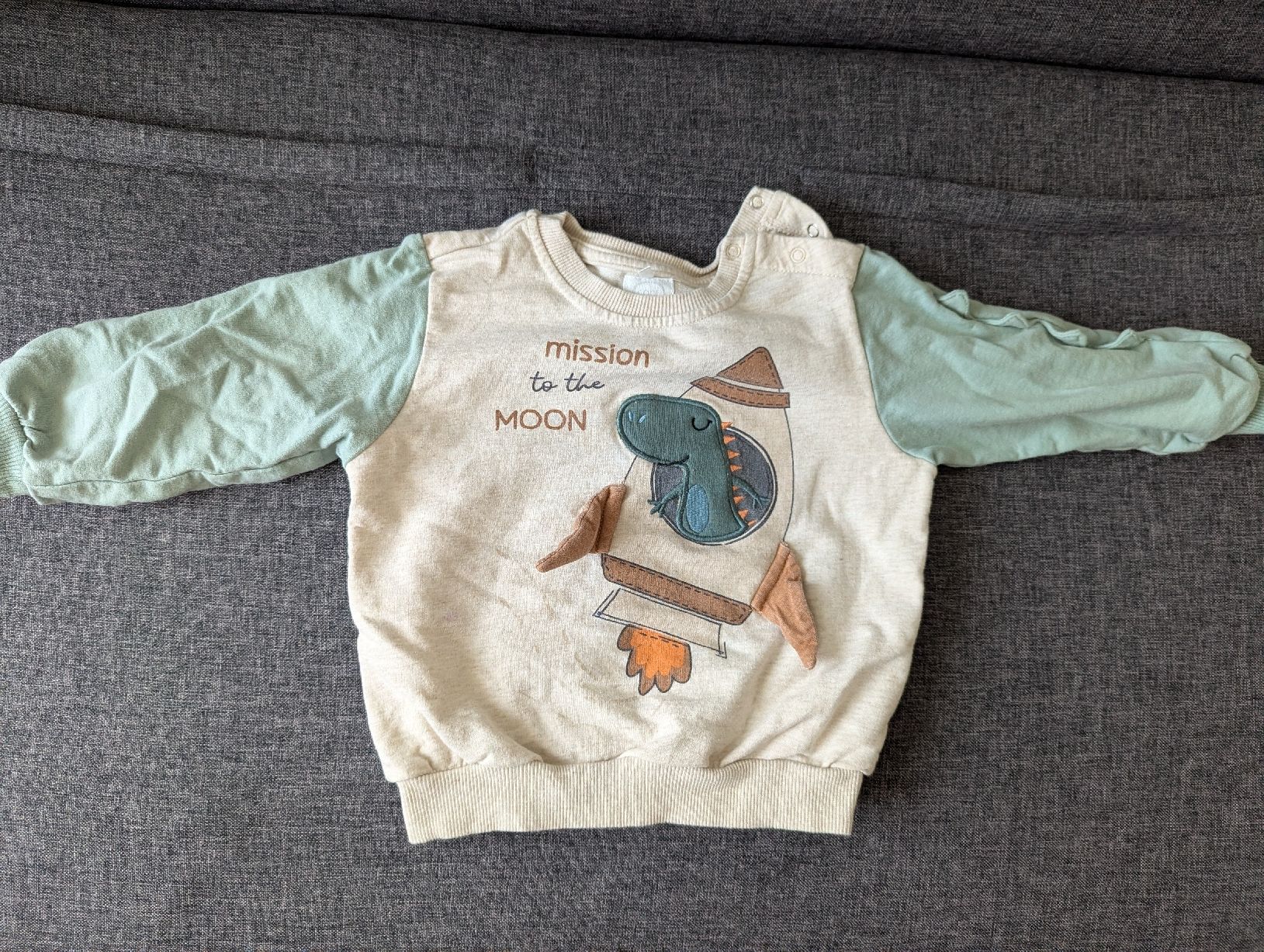 Maglioni & Felpe: 3 Sweatshirts, Grösse 92 cm – Usato da Zofingen venduto da Droni_A 1