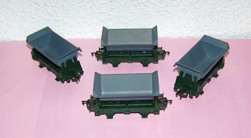 Fleischmann Modelleisenbahnen: Fleischmann H0 5501: 4 Stück Kipplorenwagen, DC – Gebraucht aus Brüttisellen von Rentner44zh 1