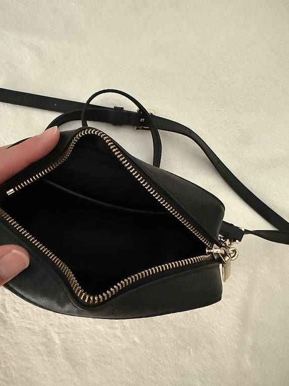 Calvin Klein Borse da donna: Calvin Klein sac à main – Usato da Sion venduto da nao_2cg5 3