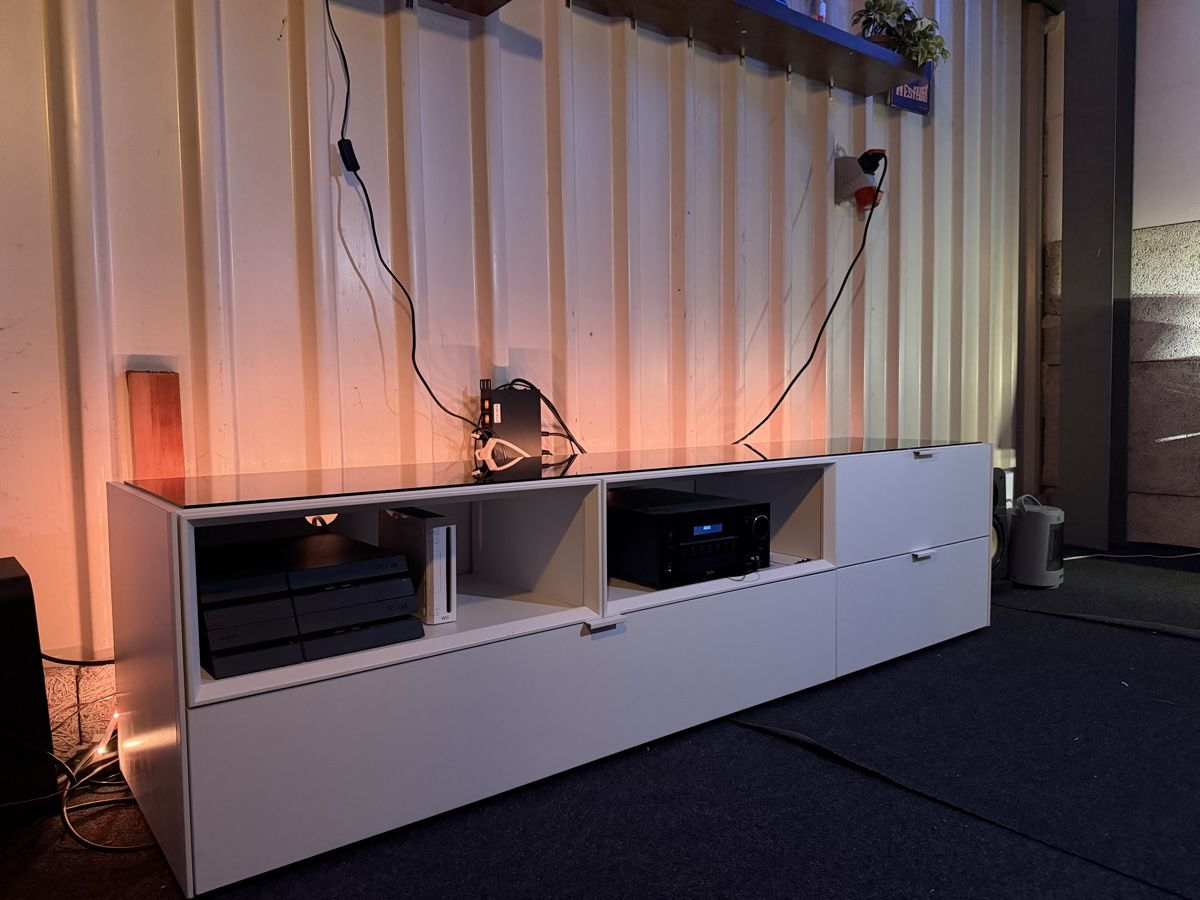Meubles TV: TV Sideboard – D'occasion à Kloten par dav_cj62 1