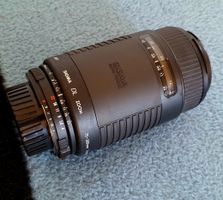 Objectif Sigma AF 75-300mm F4-5.6 DL