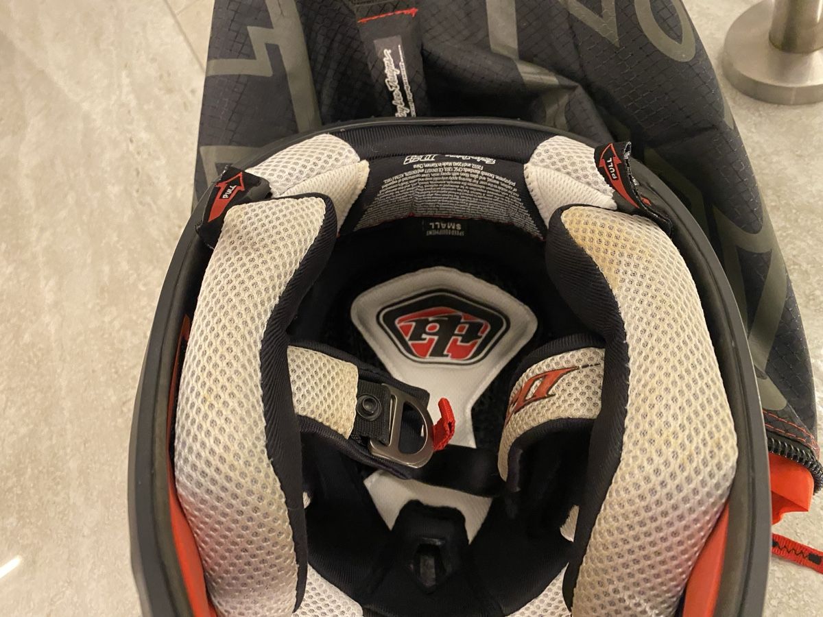 Troy Lee Caschi & visiere: Troy Lee Designs Helm Gr S – Usato da Birrwil venduto da Bendegriz 4