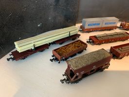 9 Roco-Wagen inkl. Ladegut