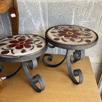 Blumentischchen Keramik Blumenmotiv 2er Set Dekoration