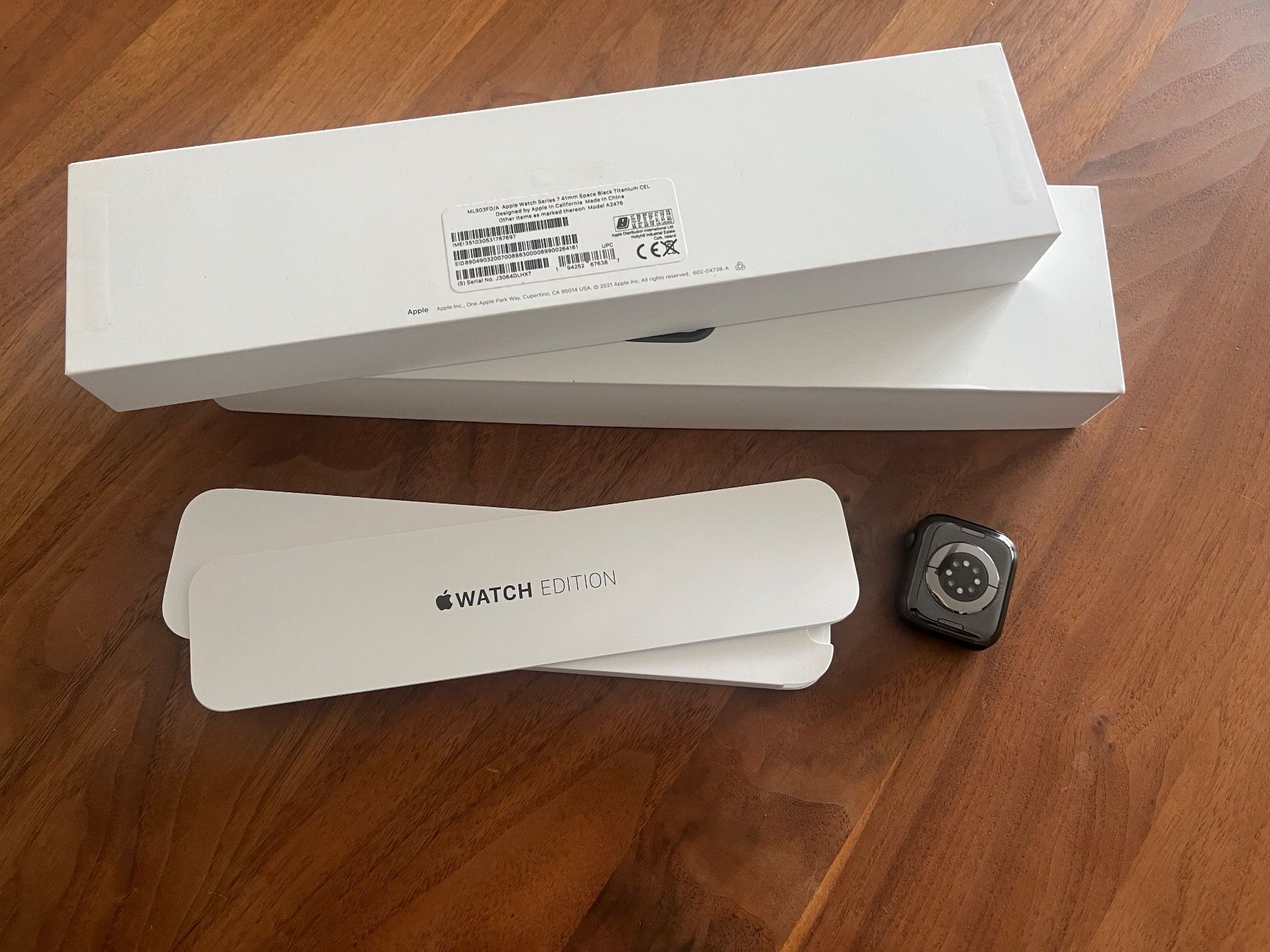 Apple Smartwatch: Apple Watch Series 7, 41mm, Titanium SpaceBlack – Usato da Au SG venduto da fabian.brunner 1