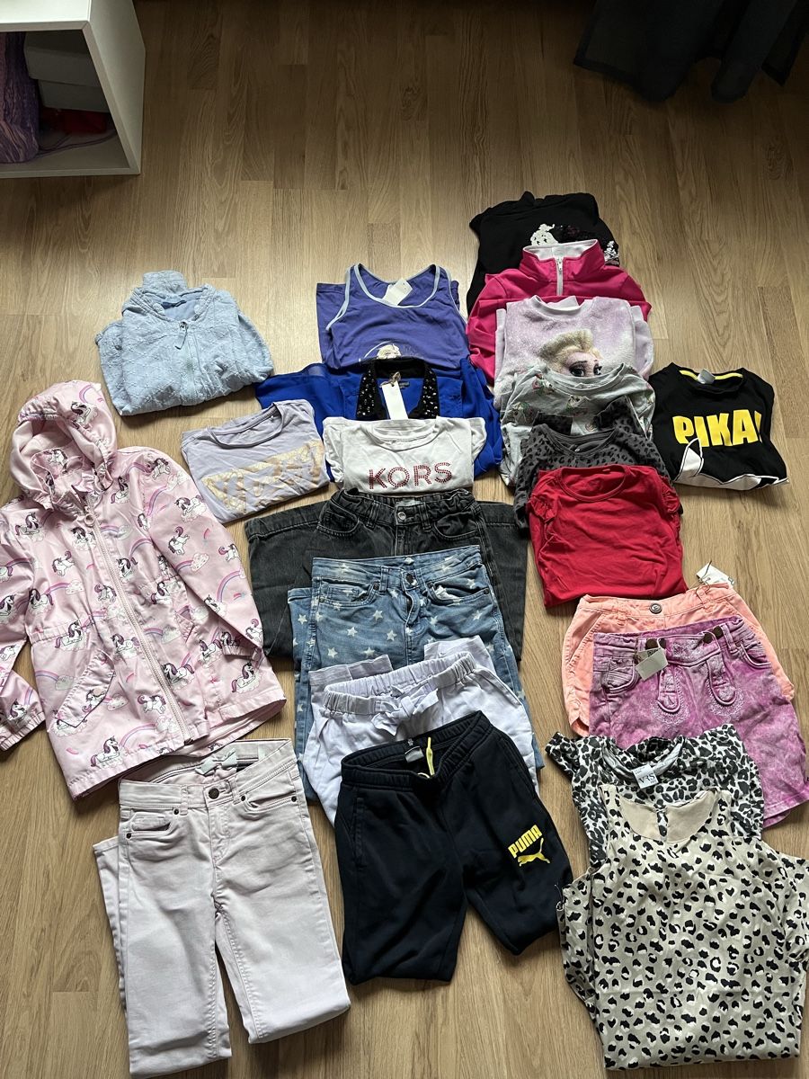 Zara Lotti & Set di vestiti: 22 Stk.: Große Mädchen Kleiderpaket, Grösse 122/128 – Usato da Wallbach venduto da wonderlike
