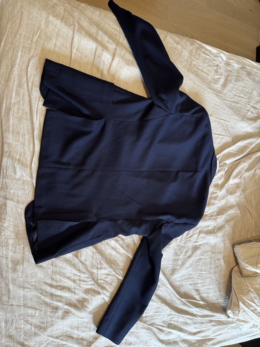 Massimo Dutti Cappotti: Blazer Massimo Dutti Navi 99% Wool – Usato da Zürich venduto da Carlos_Oliveira 7