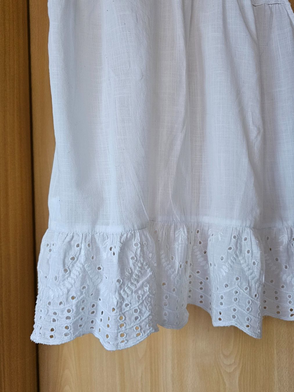 Lotti di vestiti: Jeans-Shorts & Sommerbluse Gr. 38 – Usato da Einigen venduto da Pretorius66 2