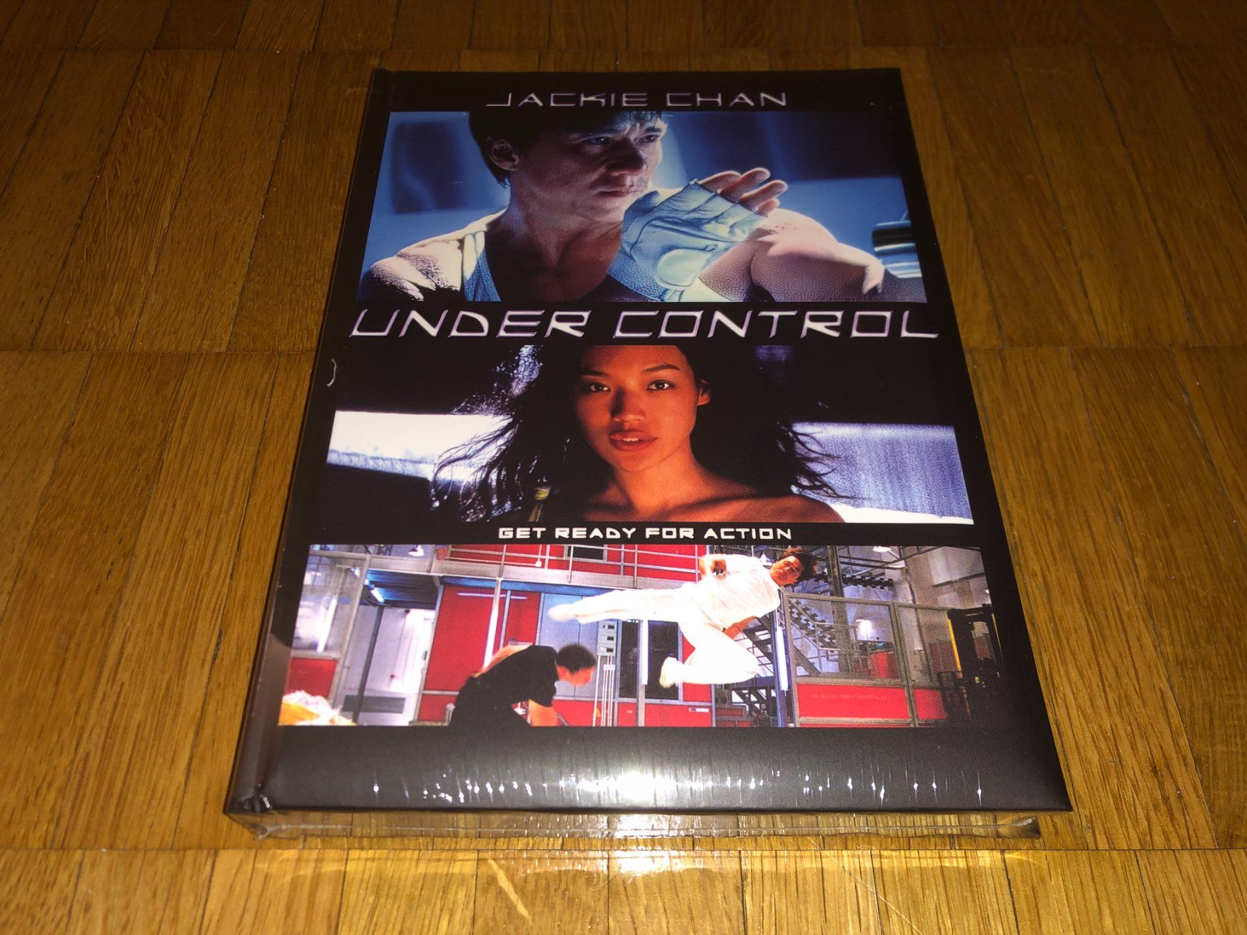 Tutti i DVDs: Under Control - MEDIABOOK - C - UNCUT – Nuovo e nell'imballaggio originale da Basel venduto da havsok