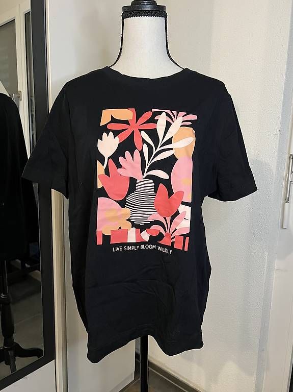 T-shirt: T- Shirt mit Print - Grösse ca. XL  – Usato da Urdorf venduto da Marybyii