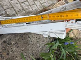 Lot de 5 piquets clôture bon etat